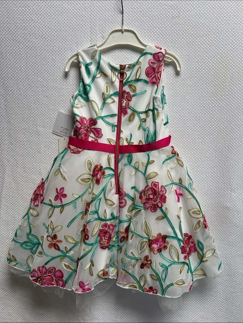 Zoe Ltd Exquisite ! White Floral Embroidered Party Dress with Pink Ribbon. NWT!
